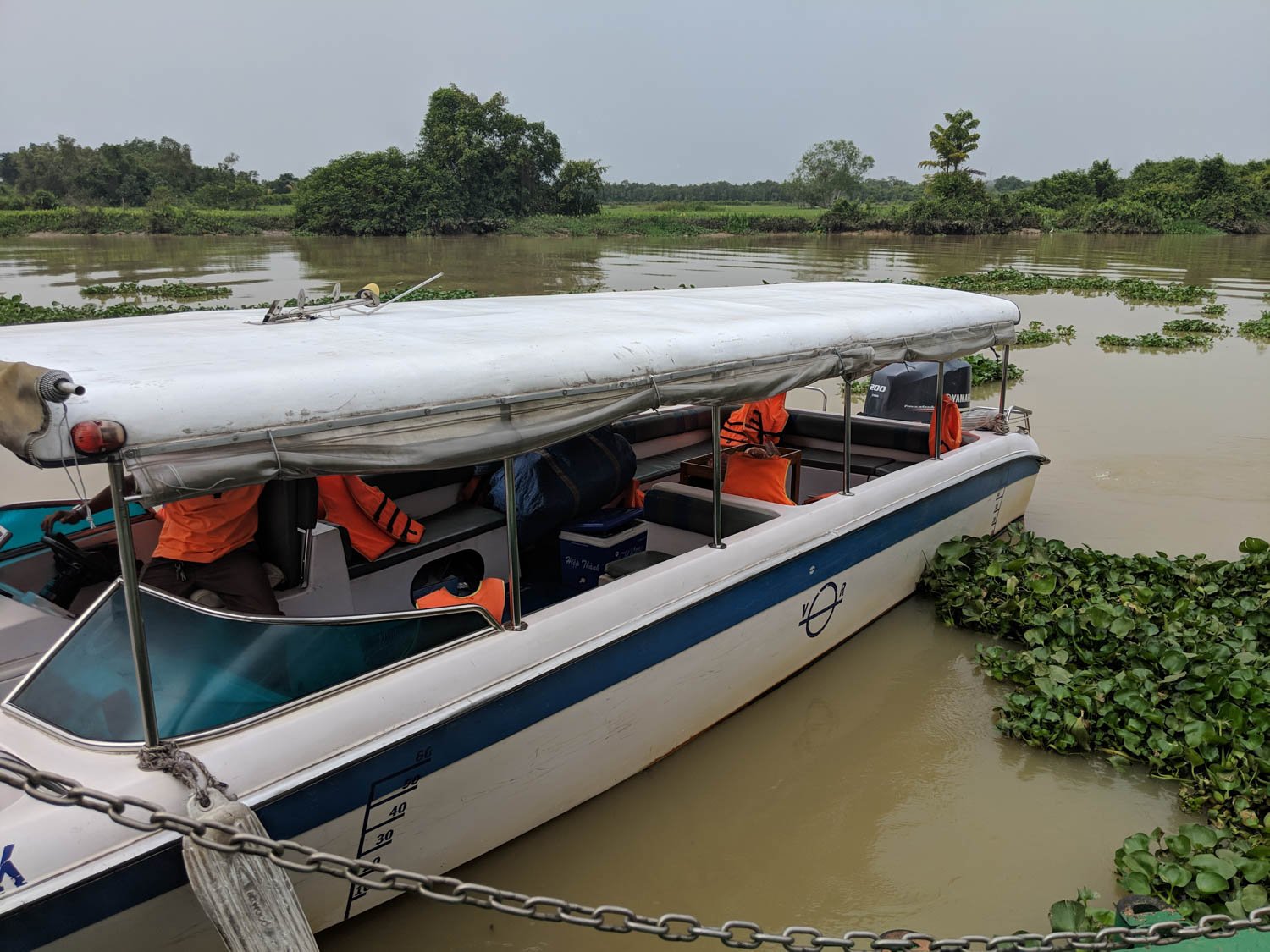 Navigating the Cu Chi Tunnels by Boat A Journey Through History and Resilience