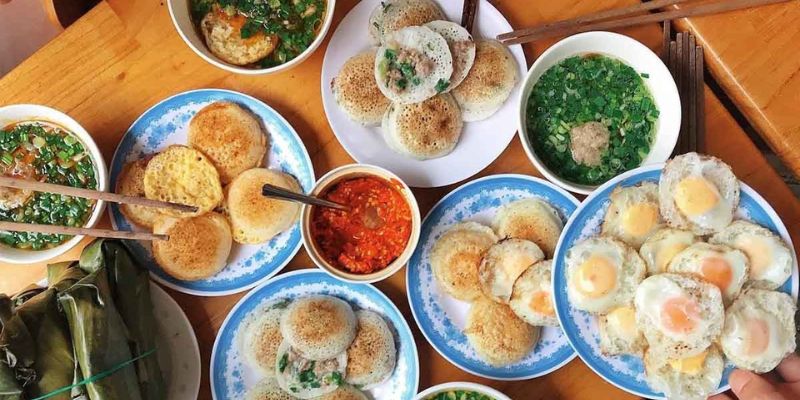 Discover Banh Can restaurant in Saigon culinary tour